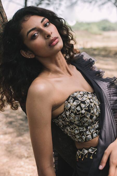 Asaga Black Silk, Organza, Chiffon Sweetheart Neck Ruffle Pre-draped Saree With Blouse Online at Aza Fashions Asaga_Black Silk, Organza, Chiffon Sweetheart Neck Ruffle Pre-draped Saree With Blouse _Online_at_Aza_Fashions