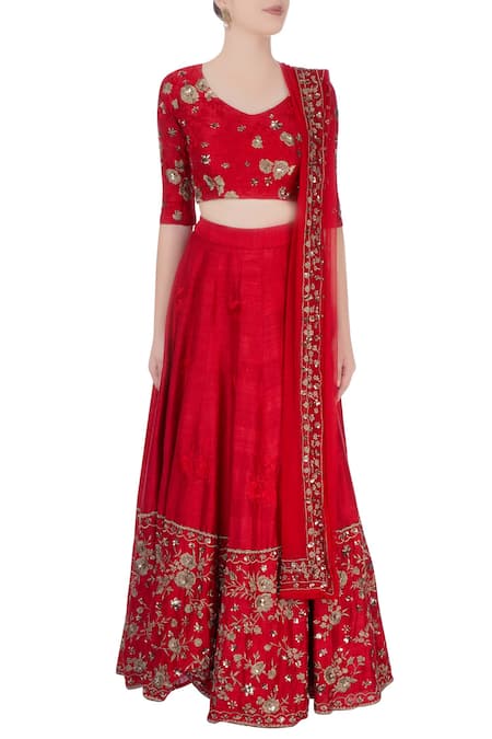 Shop_Astha Narang_Red Floral Scoop Neck Embroidered Bridal Lehenga Set _Online_at_Aza_Fashions