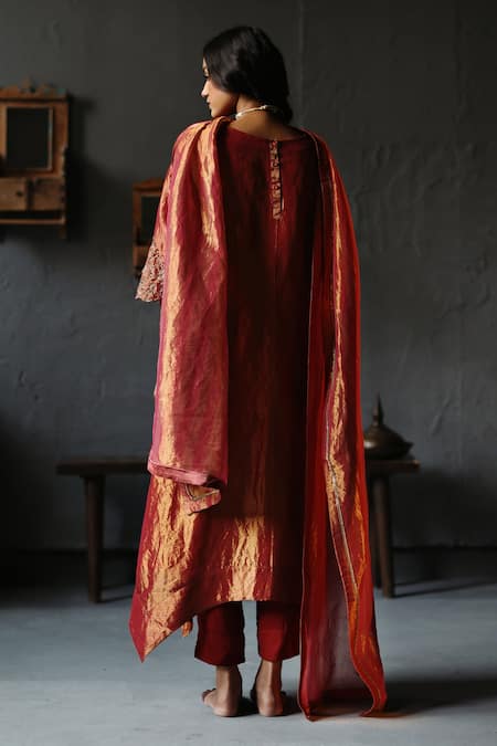 Shorshe Clothing Asymmetric Kurta & Pant Set 