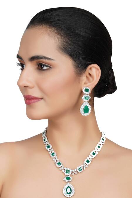 Buy_Auraa Trends_Silver Plated Diamonds, Stones Rhodium Finish Diamante Necklace Set _Online_at_Aza_Fashions