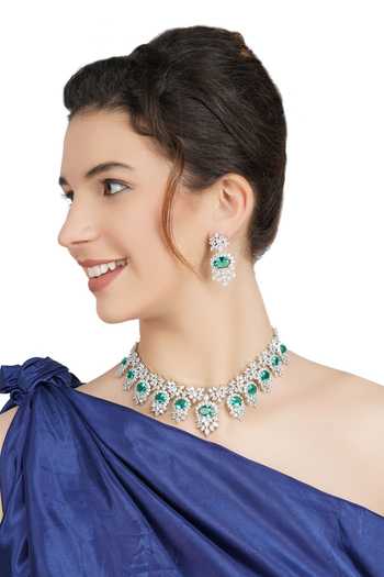Auraa Trends Stone Studded Necklace Set 