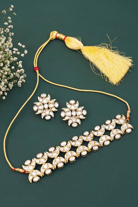 Buy_Auraa Trends_Gold Plated Pearls, Diamonds Kundan Choker Necklace Set _Online_at_Aza_Fashions