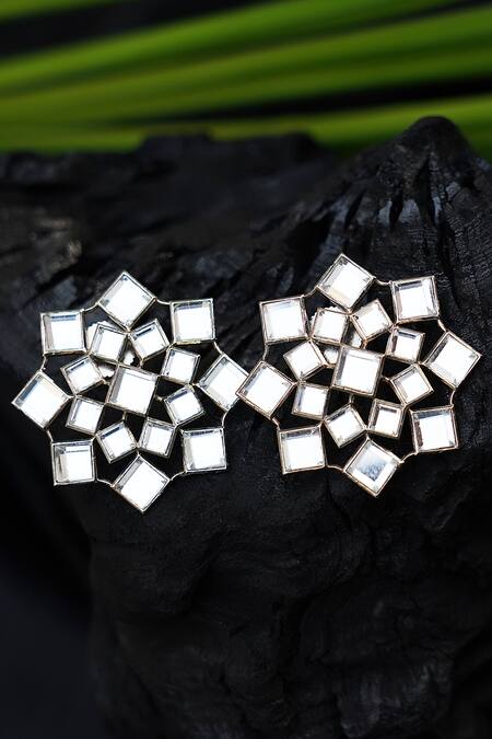 Buy_Auraa Trends_Gold Plated Diamonds, Stones Kundan Polki Studs _Online_at_Aza_Fashions