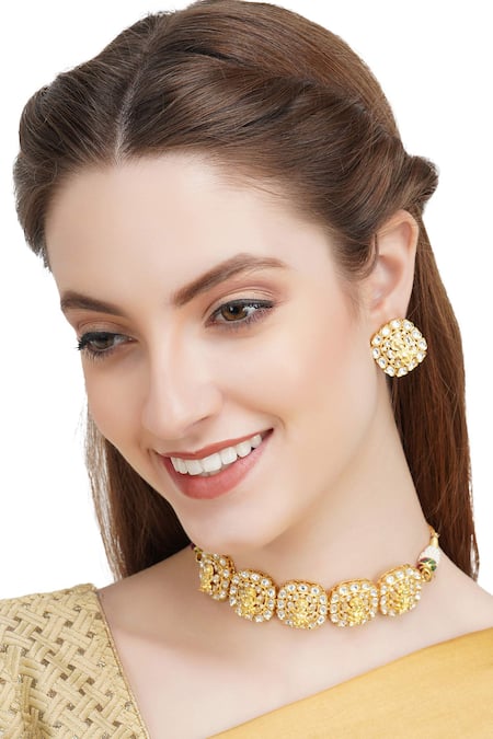 Auraa Trends Kundan Choker Set 