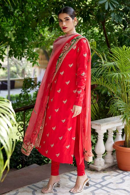 Atelier Shikaarbagh_Red Satin, Cotton, Organza, Lurex Floral Kurta Churidar Set _Online_at_Aza_Fashions