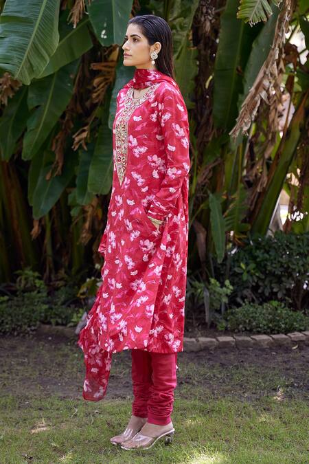 Atelier Shikaarbagh_Red Organza, Satin Embroidery Round Neck Yoke Kurta Churidar Set _Online_at_Aza_Fashions
