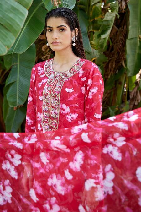 Atelier Shikaarbagh_Red Organza, Satin Embroidery Round Neck Yoke Kurta Churidar Set _at_Aza_Fashions