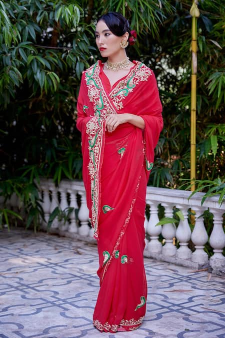 Kajol Red Saree Looks For Women: For Strong Women With Panache