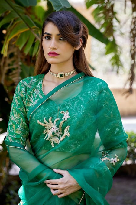 Shop_Atelier Shikaarbagh_Green Silk Organza, Brocade Zari, Embroidery V-neck Spring Placement Saree _Online_at_Aza_Fashions