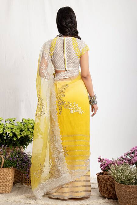 Shop Amrita Thakur Yellow Embroidery V Neck Saree With Blouse at Aza Fashions Shop_Amrita Thakur_Yellow Embroidery V Neck Saree With Blouse _at_Aza_Fashions