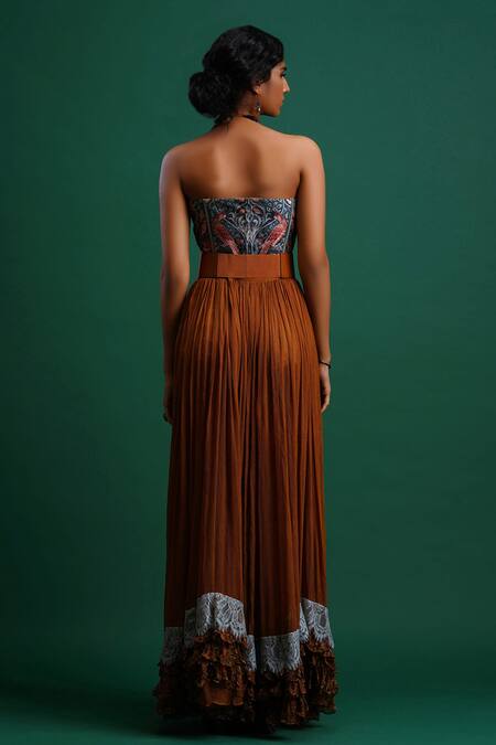 Shop Nidhi Yasha Green Viscose Sweetheart Neck Printed Crop Top And Skirt Set at Aza Fashions Shop_Nidhi Yasha_Green Viscose Sweetheart Neck Printed Crop Top And Skirt Set _at_Aza_Fashions