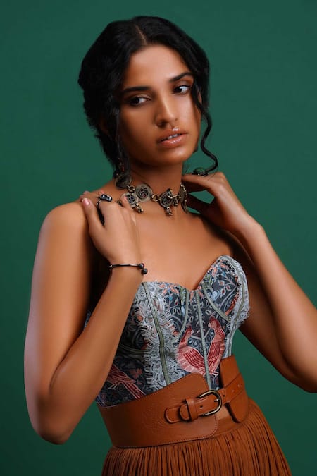 Shop Nidhi Yasha Green Viscose Sweetheart Neck Printed Crop Top And Skirt Set Online at Aza Fashions Shop_Nidhi Yasha_Green Viscose Sweetheart Neck Printed Crop Top And Skirt Set _Online_at_Aza_Fashions