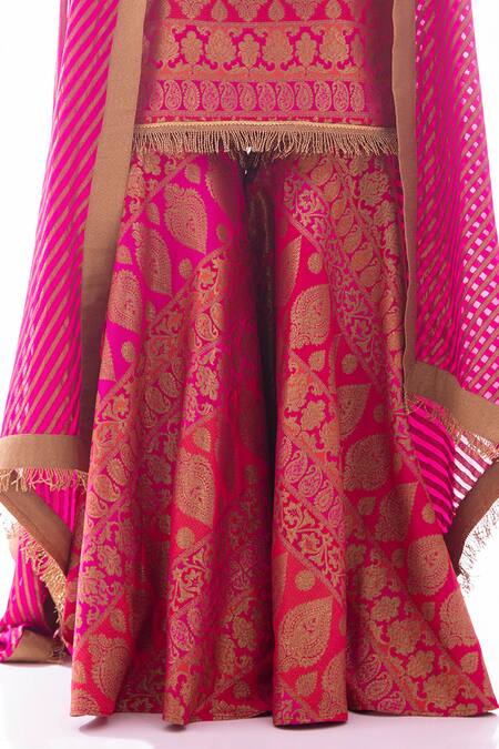 Shop_Pooja Rajpal Jaggi_Purple Brocade, Dupatta Banarasi Georgette Leaf Neck Kurta With Gharara Set _Online_at_Aza_Fashions