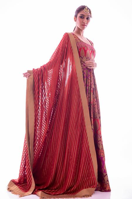 Pooja Rajpal Jaggi_Red Anarkali Brocade Dupatta Banarasi Georgette U Neck With_Online_at_Aza_Fashions