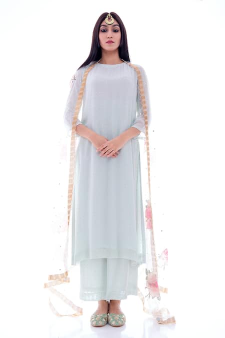 Pooja Rajpal Jaggi Embellished Kurta Set 