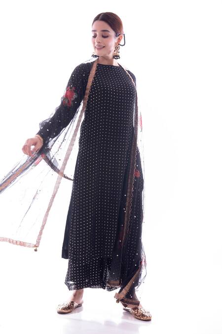 Pooja Rajpal Jaggi_Black Kurta And Pant Georgette Dupatta Net Boat Embellished Set _Online_at_Aza_Fashions