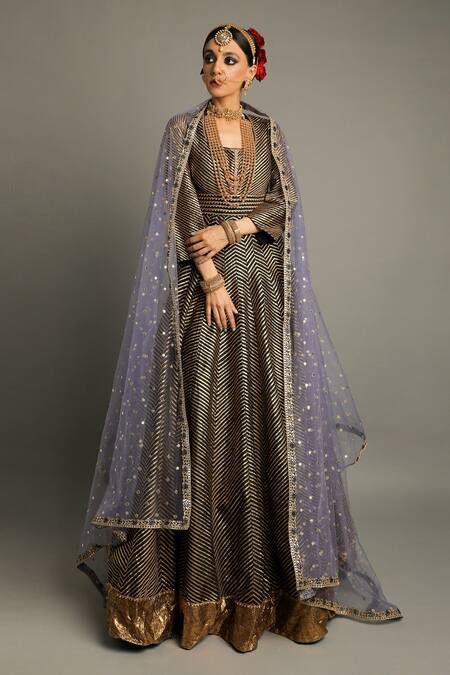 Pooja Rajpal Jaggi_Black Raw Silk Embroidery Gota Scoop Neck Anarkali With Dupatta  _Online_at_Aza_Fashions