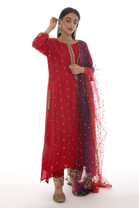 Pooja Rajpal Jaggi_Red Kurta And Pant Silk Embroidery Gota Round Set  _Online_at_Aza_Fashions