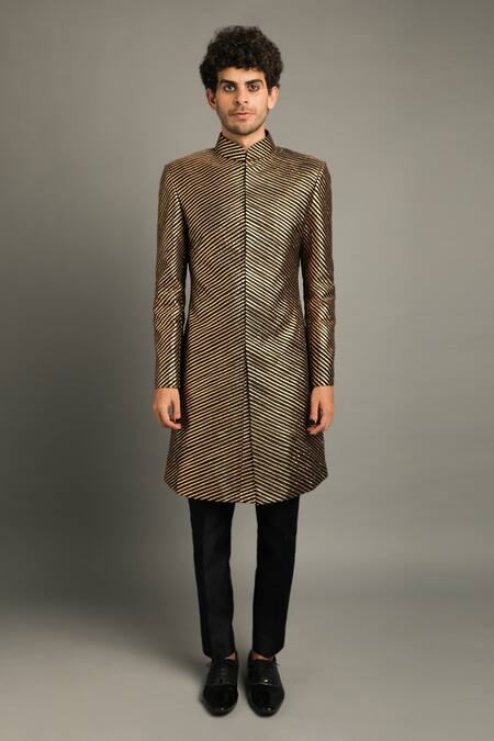 Pooja Rajpal Jaggi_Black Raw Silk Embroidery Gota Sherwani And Pant Set  _Online_at_Aza_Fashions