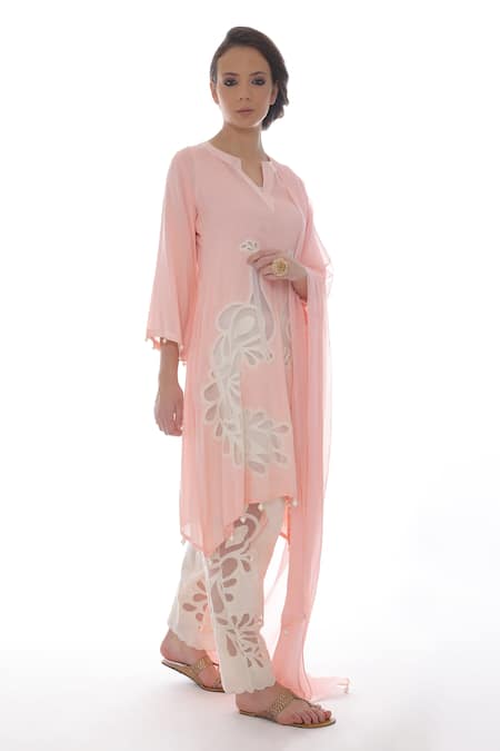 Buy_Pooja Rajpal Jaggi_Pink Kurta Modal Embroidery Applique Notched Peacock Set _Online_at_Aza_Fashions