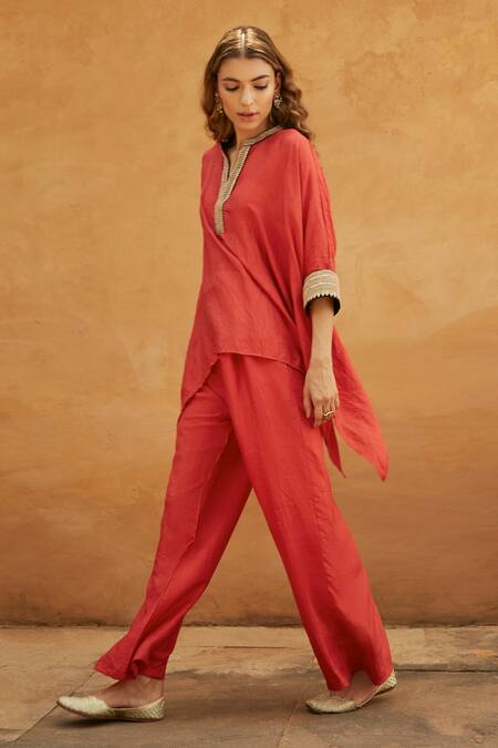 Avacara Red Silk Marodi And Sequin Work V Collar Neck Embroidered Kaftan & Pant Set Online at Aza Fashions Avacara_Red Silk Marodi And Sequin Work V Collar Neck Embroidered Kaftan & Pant Set _Online_at_Aza_Fashions