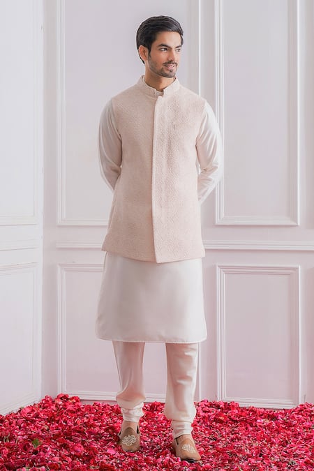 Ankit V Kapoor Sequins Bundi & Kurta Set 