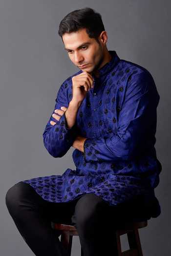 Anurav_Blue Cotton Silk Embroidered Kurta _Online_at_Aza_Fashions