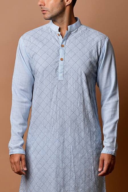 Buy_Anurav_Blue Chambrey Textured Kurta _Online_at_Aza_Fashions