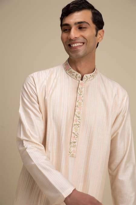 Philocaly_Peach 100% Silk Pintucked Kurta_Online_at_Aza_Fashions