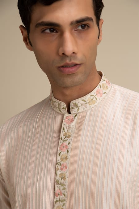 Buy_Philocaly_Peach 100% Silk Pintucked Kurta_Online_at_Aza_Fashions