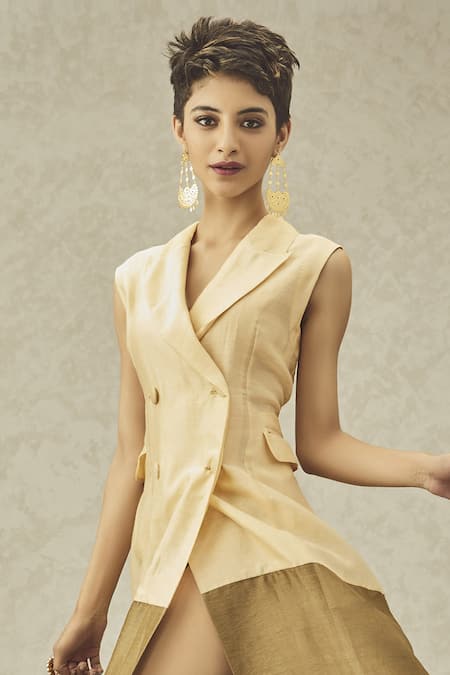 Shop House Of Three Beige Chanderi Notched Lapel Mahru Colorblock Dress at Aza Fashions Shop_House Of Three_Beige Chanderi Notched Lapel Mahru Colorblock Dress _at_Aza_Fashions