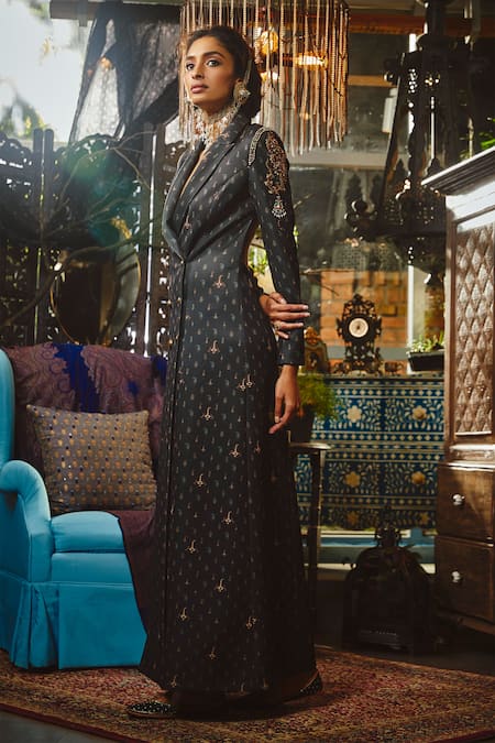 House Of Three Black Neoprene Notched Lapel Mirali Embroidered Trench Dress