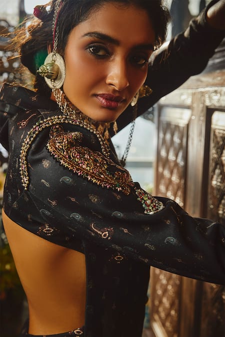 House Of Three Black Neoprene Notched Lapel Mirali Embroidered Trench Dress Online at Aza Fashions House Of Three_Black Neoprene Notched Lapel Mirali Embroidered Trench Dress _Online_at_Aza_Fashions