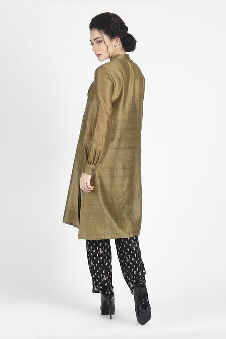 Shop House Of Three Green Silk Round Ker Embroidered Kurta at Aza Fashions Shop_House Of Three_Green Silk Round Ker Embroidered Kurta _at_Aza_Fashions