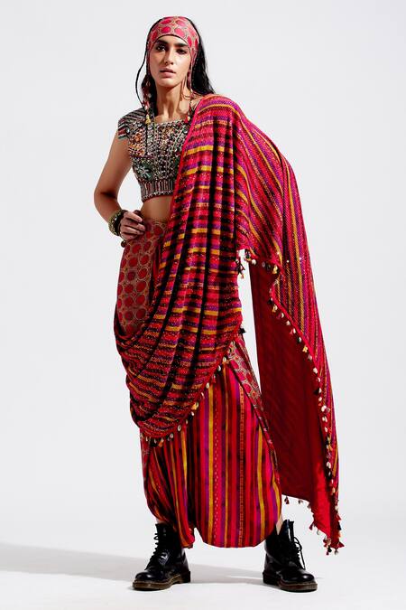 Shop Aseem Kapoor Red Sadhavi Pre-draped Embellished Saree Online at Aza Fashions Shop_Aseem Kapoor_Red Sadhavi Pre-draped Embellished Saree_Online_at_Aza_Fashions