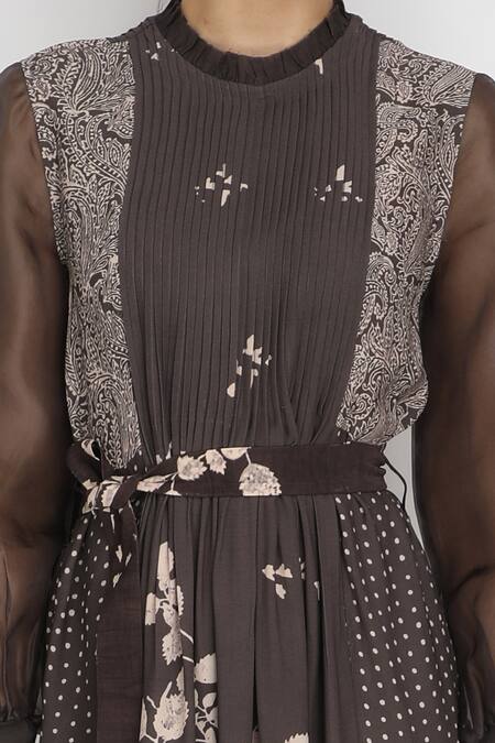 Arcvsh By Pallavi Singh Grey Organza, Double Georgette Round Printed Pintuck Dress at Aza Fashions Arcvsh By Pallavi Singh_Grey Organza, Double Georgette Round Printed Pintuck Dress _at_Aza_Fashions