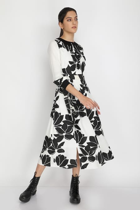 Buy_Arcvsh By Pallavi Singh_Black Bamberg Peter Pan Collar Floral Print Dress _Online_at_Aza_Fashions