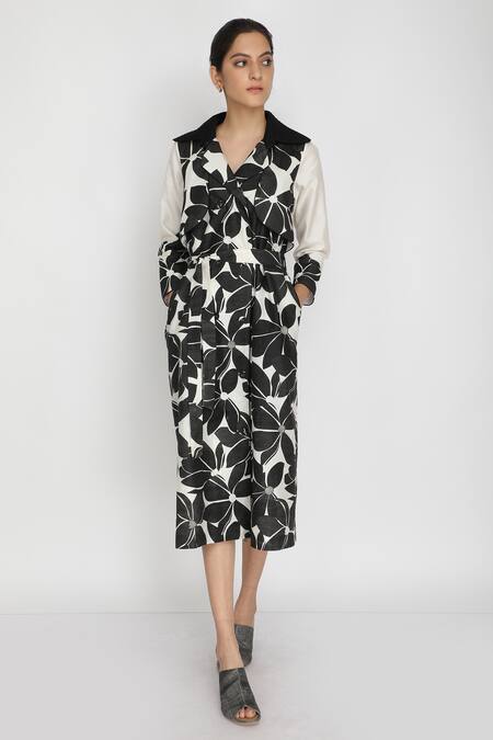 Buy Arcvsh By Pallavi Singh Black Cotton, Chanderi Lapel Collar Floral Print Dress Online at Aza Fashions Buy_Arcvsh By Pallavi Singh_Black Cotton, Chanderi Lapel Collar Floral Print Dress _Online_at_Aza_Fashions