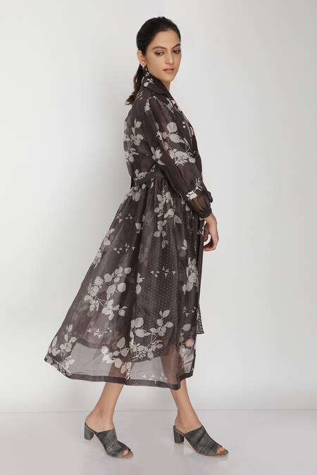 Arcvsh By Pallavi Singh Grey Bamberg, Thick Organza Jacket Collar Dress Round Printed And Set Online at Aza Fashions Arcvsh By Pallavi Singh_Grey Bamberg, Thick Organza Jacket Collar Dress Round Printed And Set _Online_at_Aza_Fashions