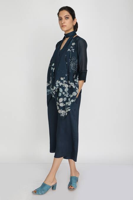 Arcvsh By Pallavi Singh Blue Chanderi Bamberg Jacket Open Jumpsuit V-neckline Printed And Set Online at Aza Fashions Arcvsh By Pallavi Singh_Blue Chanderi Bamberg Jacket Open Jumpsuit V-neckline Printed And Set _Online_at_Aza_Fashions