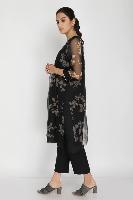 Buy Arcvsh By Pallavi Singh Black Chanderi Organza Round Floral Print Layered Tunic Online at Aza Fashions Buy_Arcvsh By Pallavi Singh_Black Chanderi Organza Round Floral Print Layered Tunic _Online_at_Aza_Fashions