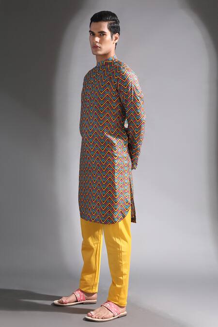 MR. Ajay Kumar_Multi Color Silk, Cotton Chevron Print Kurta And Pant Set_Online_at_Aza_Fashions