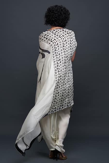 Shop Bodhi Tree White Viscose Cotton Embroidery Round Printed Asymmetric Tunic at Aza Fashions Shop_Bodhi Tree_White Viscose Cotton Embroidery Round Printed Asymmetric Tunic _at_Aza_Fashions