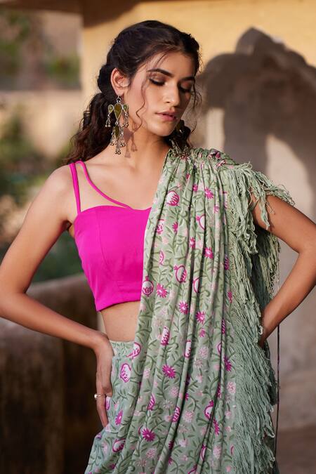 Shop Aapro Green Modal Block Round Istanbul Pre-draped Saree With Blouse Online at Aza Fashions Shop_Aapro_Green Modal Block Round Istanbul Pre-draped Saree With Blouse _Online_at_Aza_Fashions