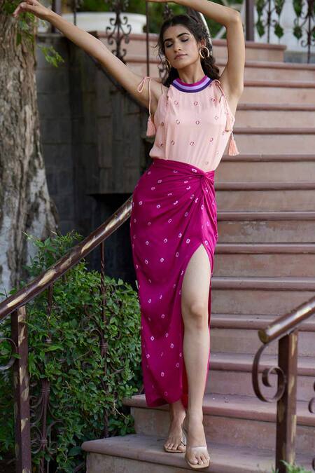 Aapro Pink Modal Bandhej Print High Barcelona Top And Skirt Set Online at Aza Fashions Aapro_Pink Modal Bandhej Print High Barcelona Top And Skirt Set _Online_at_Aza_Fashions