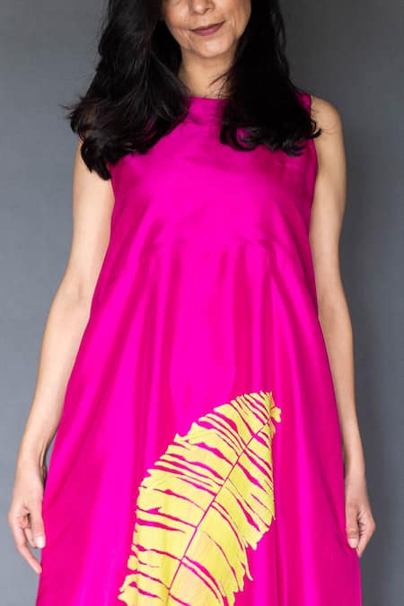 Taika By Poonam Bhagat Pink Dupion Silk Round Embroidered Dress Online at Aza Fashions Taika By Poonam Bhagat_Pink Dupion Silk Round Embroidered Dress _Online_at_Aza_Fashions