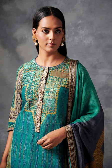Shop Saundh Blue Kurta Bemberg Chennai Silk Printed And Embroidered Geometric Alaay Set Online at Aza Fashions Shop_Saundh_Blue Kurta Bemberg Chennai Silk Printed And Embroidered Geometric Alaay Set _Online_at_Aza_Fashions
