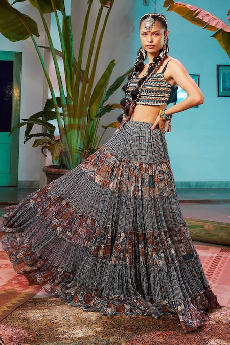 DiyaRajvvir Printed Tiered Skirt Set 