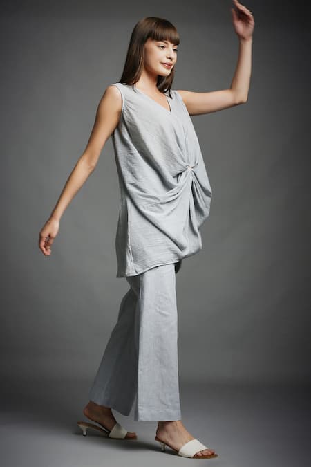Neha Gursahani_Grey Crinkled Cotton V Neck Draped Tunic And Pant Set _Online_at_Aza_Fashions
