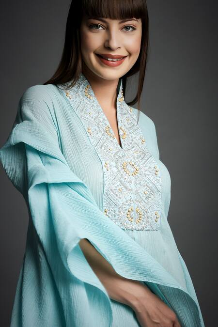 Neha Gursahani_Blue Crinkled Cotton Wooden Beads V Neck Layered Sleeve Draped Kaftan _at_Aza_Fashions